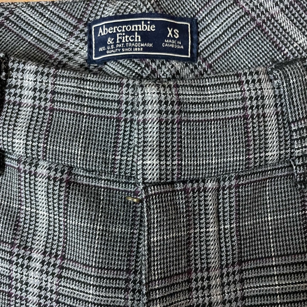 Abercrombie & Fitch Gray and Purple Checkered Pants